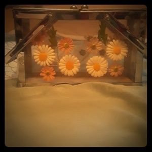 Vintage flower box purse Fifth Avenue!!